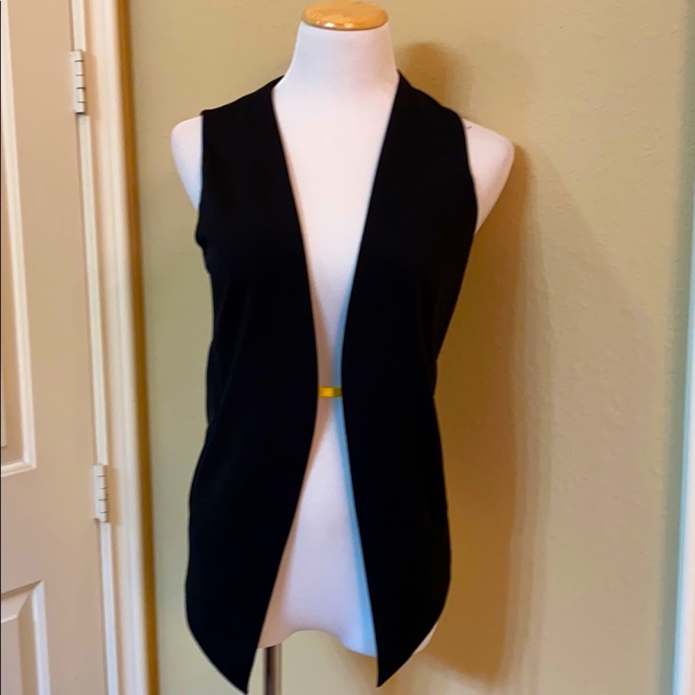 Bcbgeneration Black Vest. - image 1